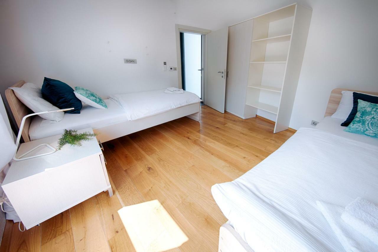 Villa Periska Komiža Extérieur photo